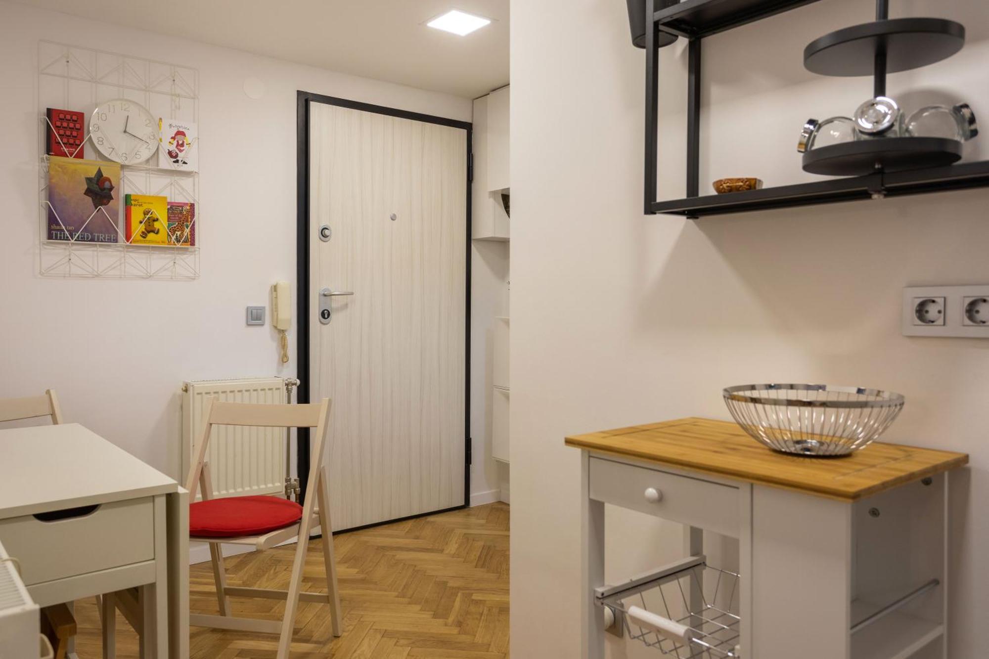 Modern Studio Near British Square Zagreb Buitenkant foto