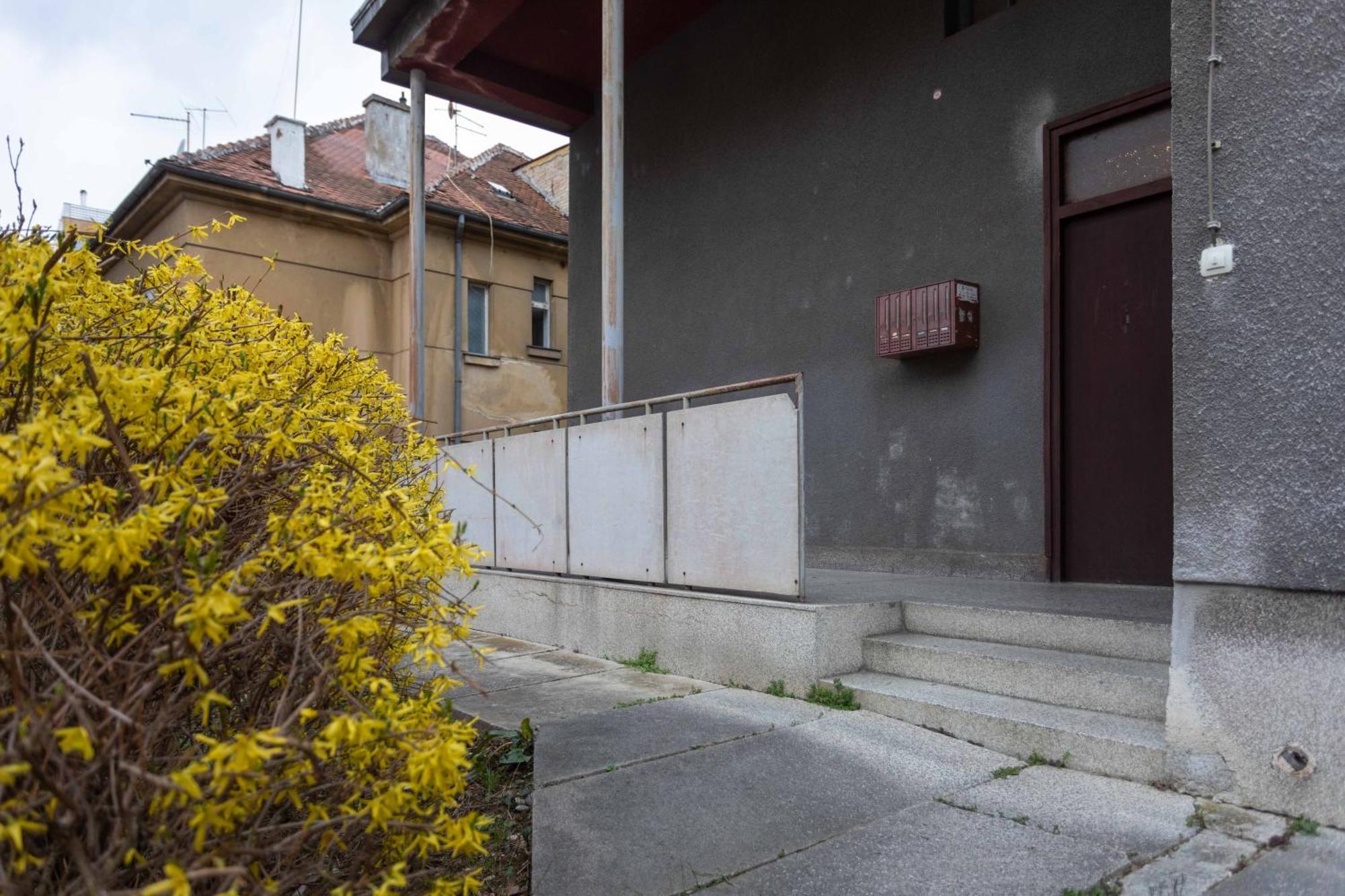 Modern Studio Near British Square Zagreb Buitenkant foto